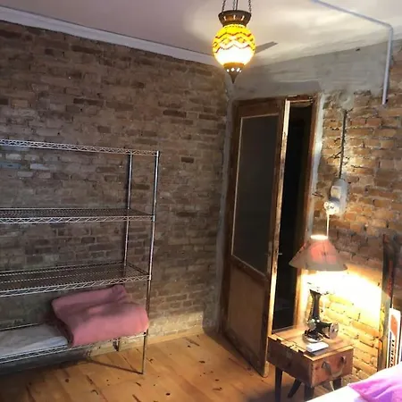 Ozzy Homes Apartment