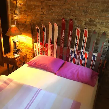 Ozzy Homes אנטליה