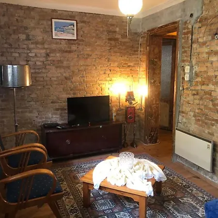 Apartament Ozzy Homes *